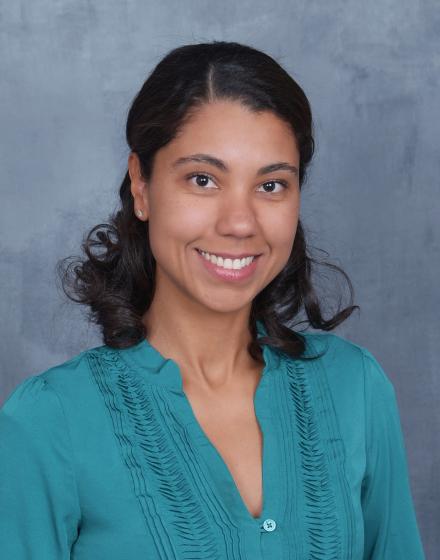 Headshot of Gabi Winton