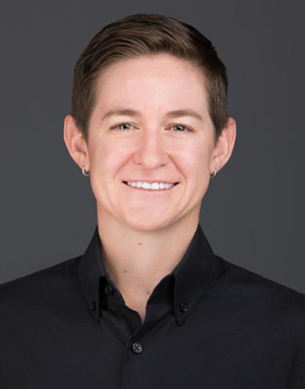 Headshot of Aislinn Wenzel